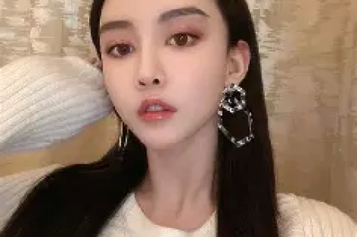 冲上热搜！47岁女演员小李琳复出网友：古装气质依旧