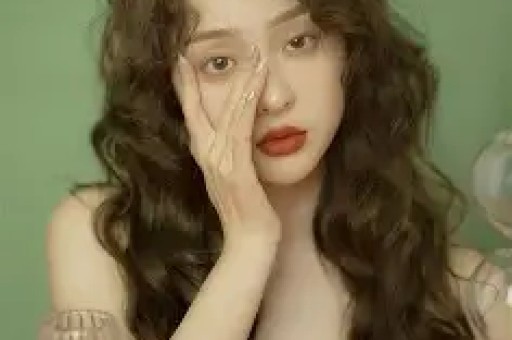 登上热搜！知名男星爬深圳梧桐山同伴被救护车拉走网友：有阴影了