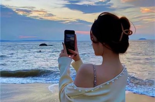 照风波仅3天曝众星私密照鹿晗 晓彤遭殃一人已封杀